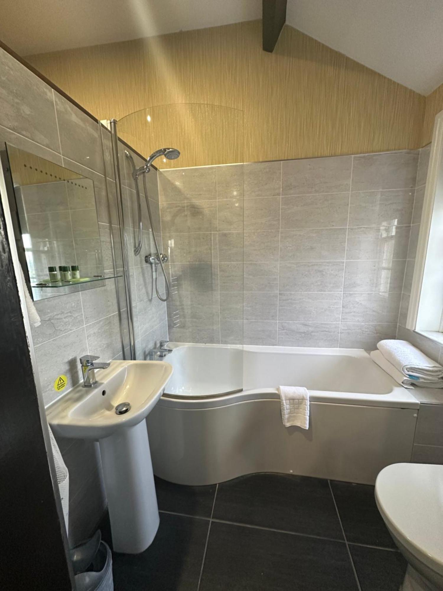 Kings Croft Hotel Pontefract Eksteriør bilde